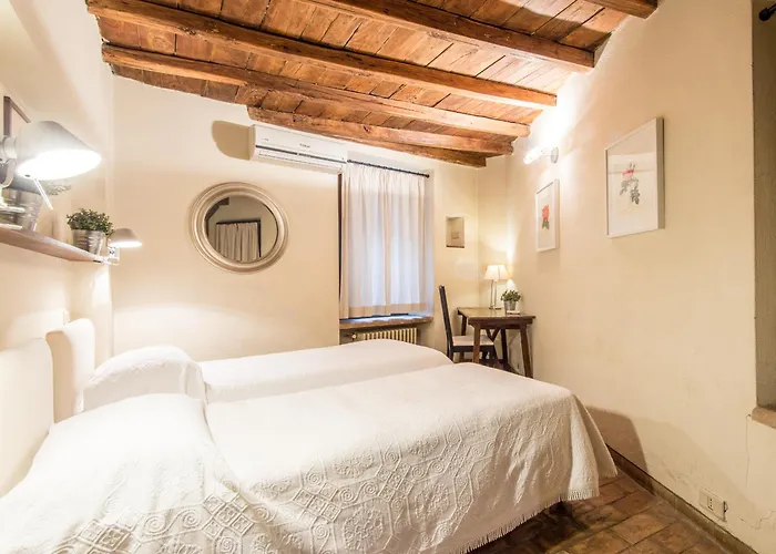 Enchanting Two Bedroom Navona Appartement